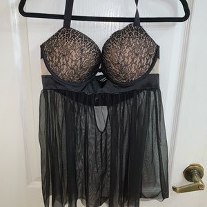 Victoria’s Secret babydoll lingerie 36D